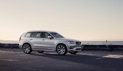 Volvo Cars prezintă varianta îmbunătățită a SUV-ului Volvo XC90