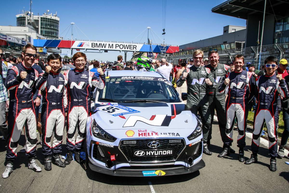 hyundai 24h race nurburgring 2017 5 06 07 2017 13 17 42