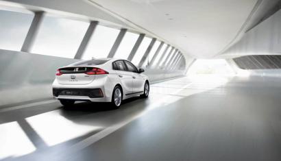 Noua generatie Hyundai de autovehicule hibride acum in Showroom Exclusiv Auto