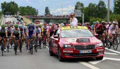 ŠKODA AUTO este de 17 ani partenerul principal oficial al Tour de France